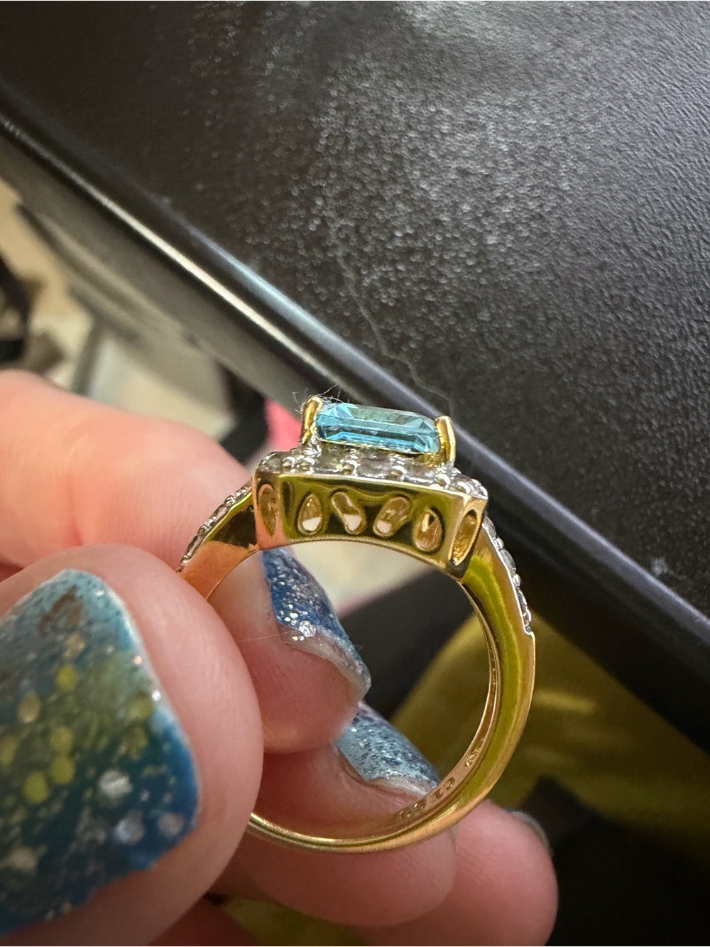 6 carat Blue topaz Emerald-Cut Halo Ring - Picture 4 of 5